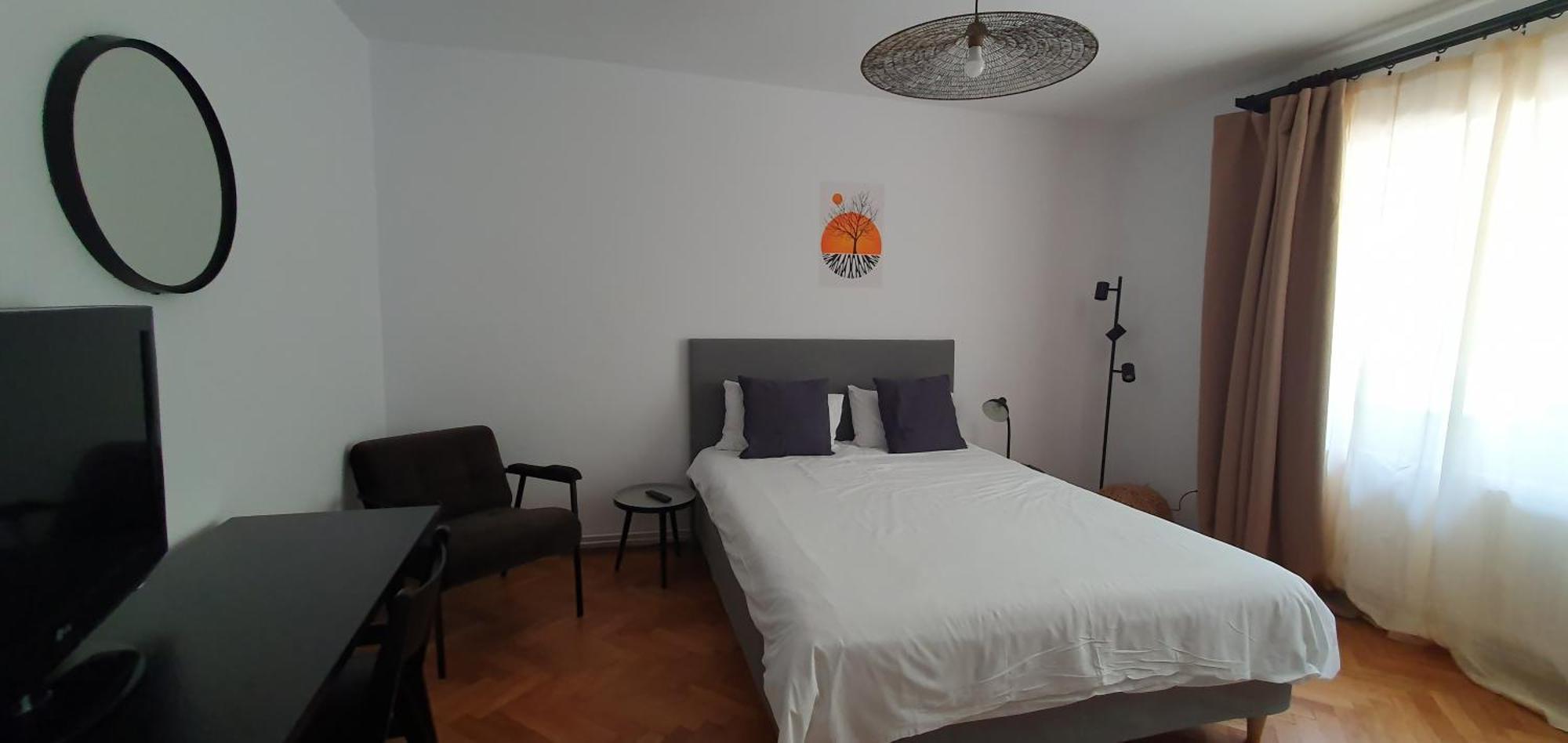 The Pines Serviced Apartments Braşov Buitenkant foto